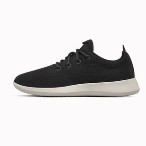 Allbirds Women’s Wool Runners in True Black/Cream Sole (Size:8)